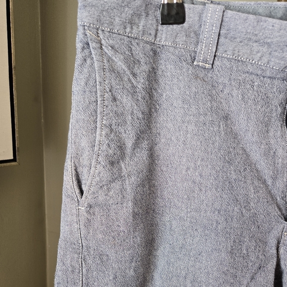 J.Crew Stretch Shorts sz 32 inseam 9 - Picture 2 of 5